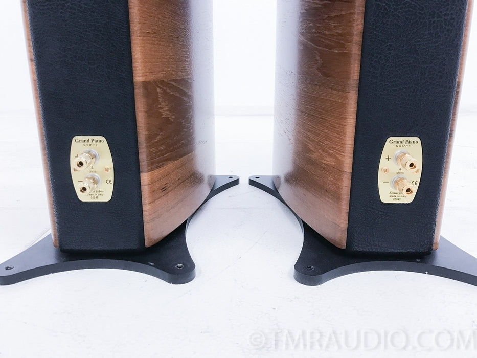 Sonus Faber Grand Piano Domus Floorstanding Speakers