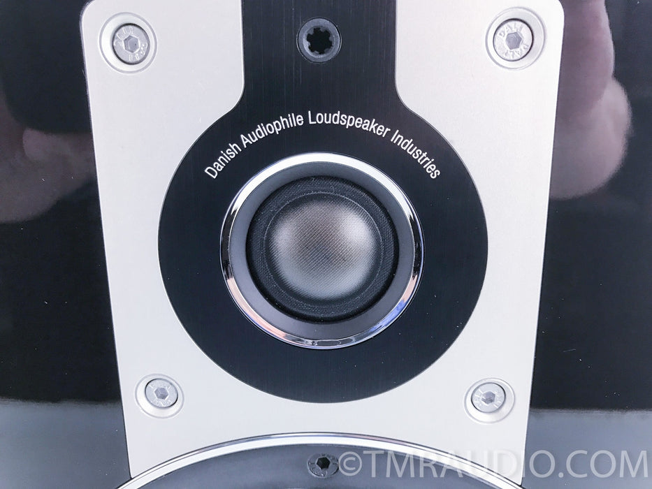 Dali Opticon 2 Bookshelf Speakers