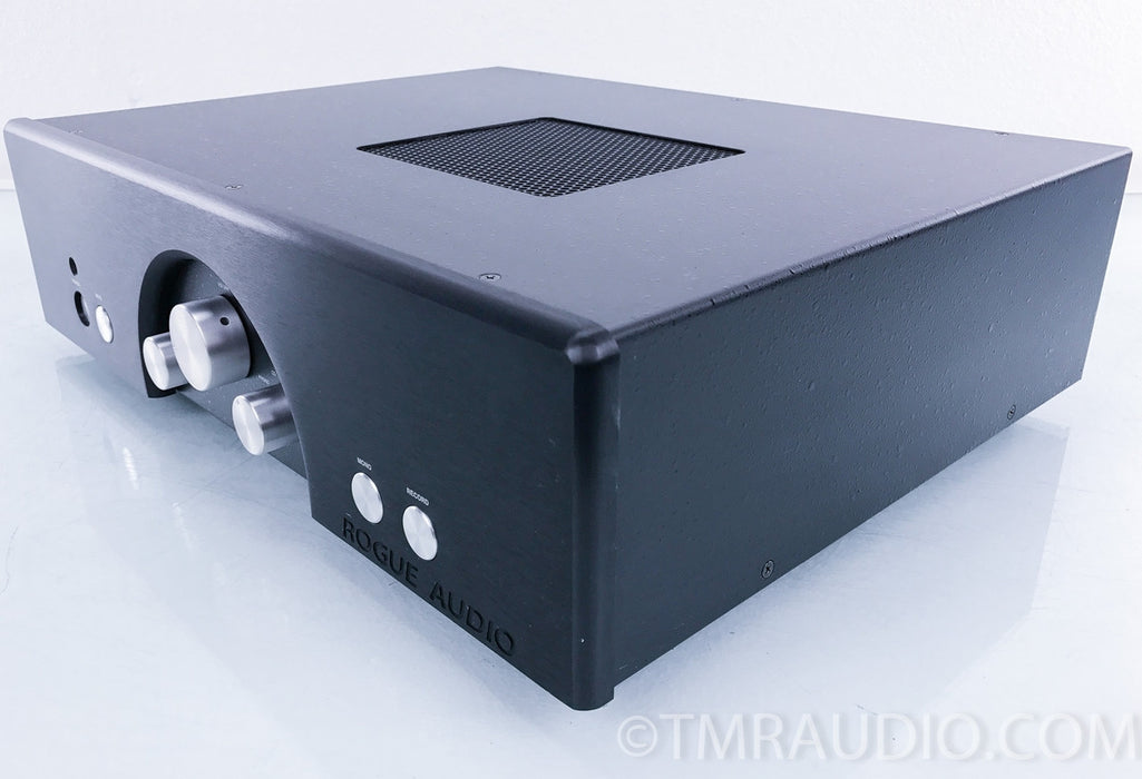Rogue R99 Super Magnum 99 Tube Preamplifier