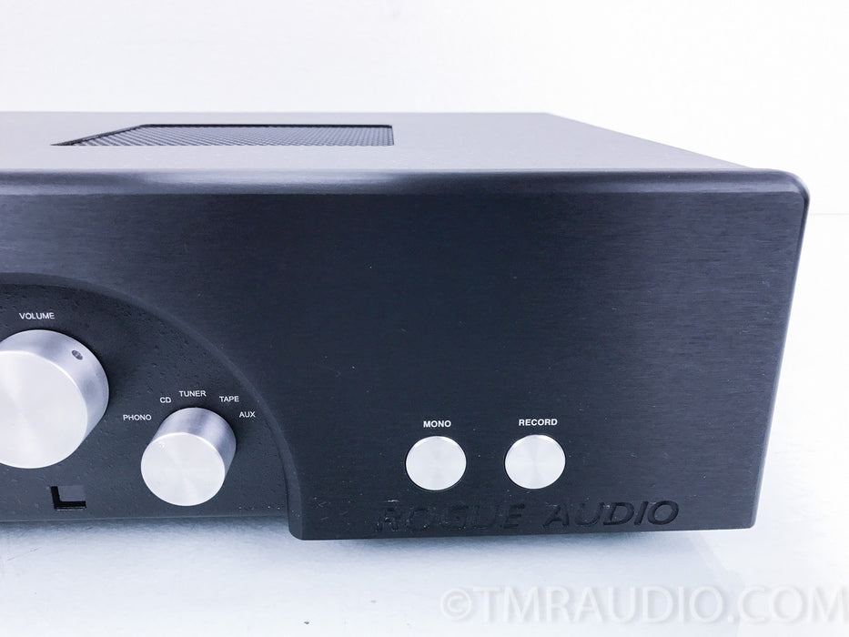 Rogue R99 Super Magnum 99 Tube Preamplifier