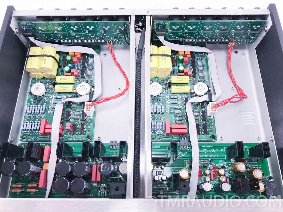 Aesthetix Saturn Calypso Tube Linestage Stereo Preamplifier