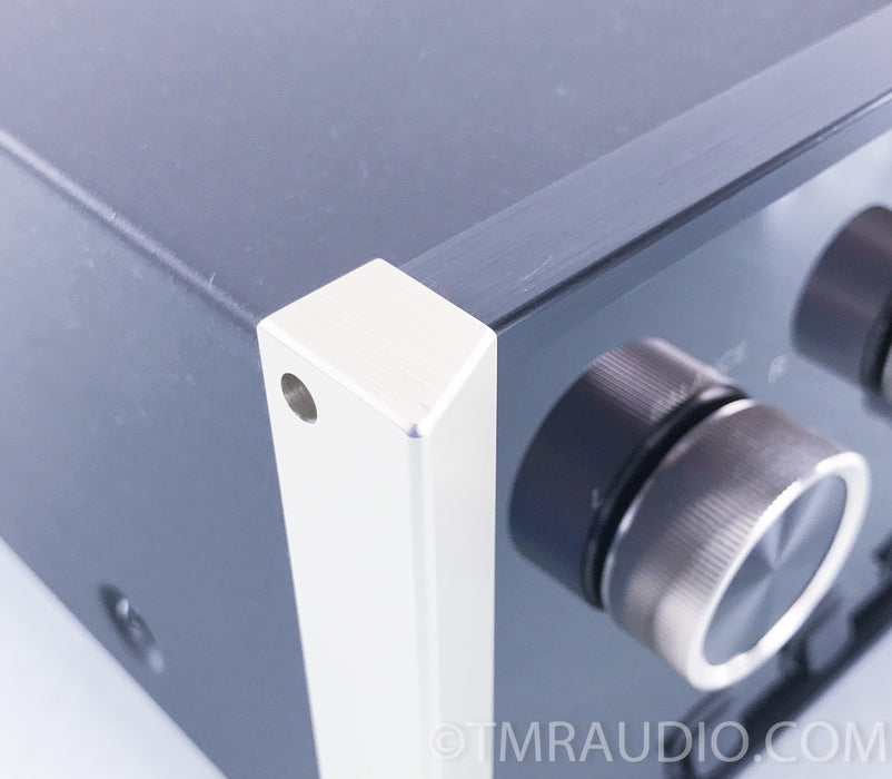 McIntosh C46 Stereo Preamplifier