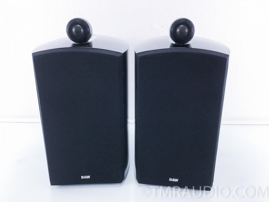 B&W Signature 805 Bookshelf Speakers