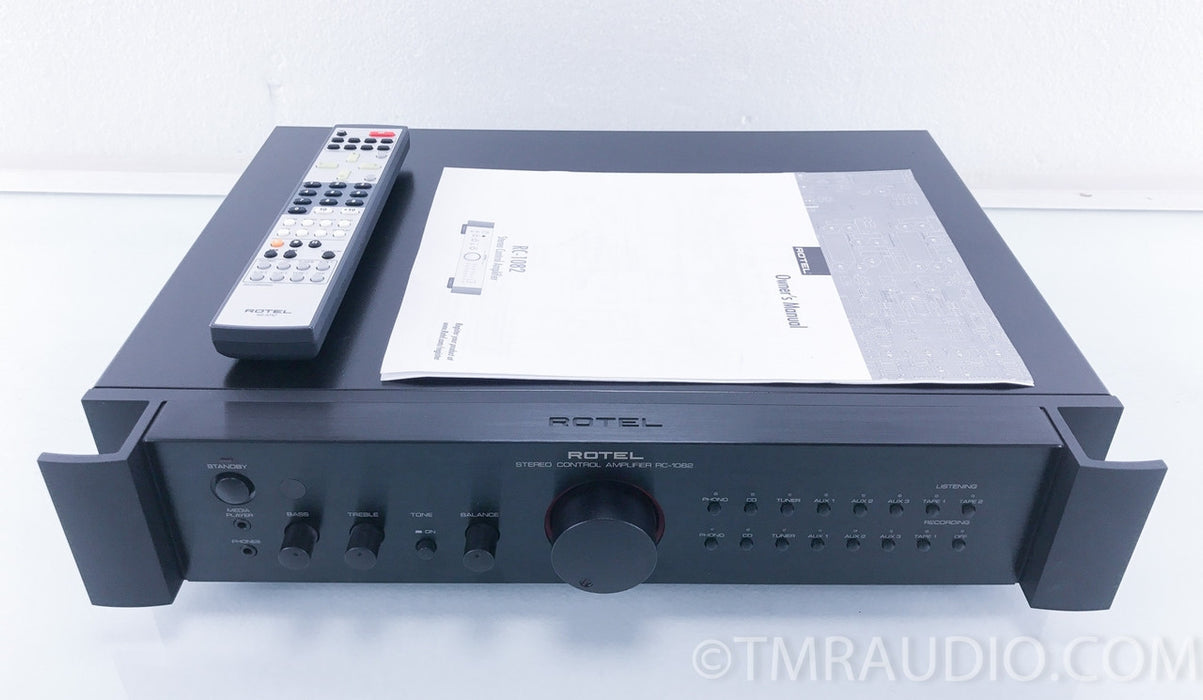 Rotel RC-1082 Stereo Preamplifier