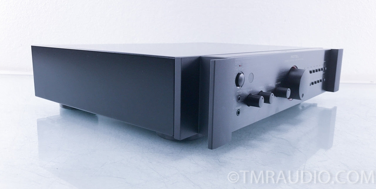 Rotel RC-1082 Stereo Preamplifier