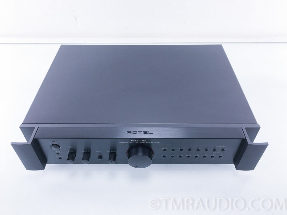 Rotel RC-1082 Stereo Preamplifier