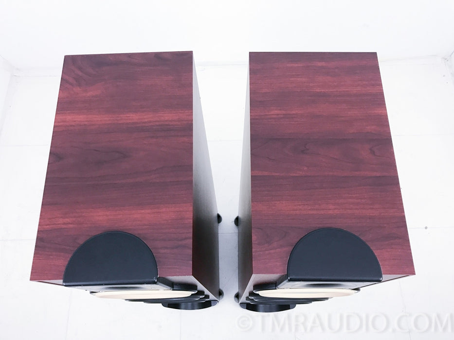 Paradigm Monitor 11 v.6 Floorstanding Speakers