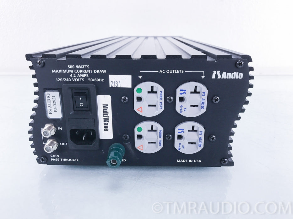 PS Audio P300 Power Plant