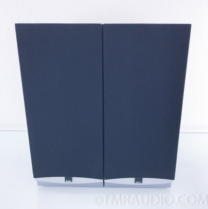 Dali Ikon 2 Bookshelf Speakers