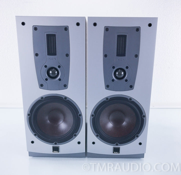Dali Ikon 2 Bookshelf Speakers