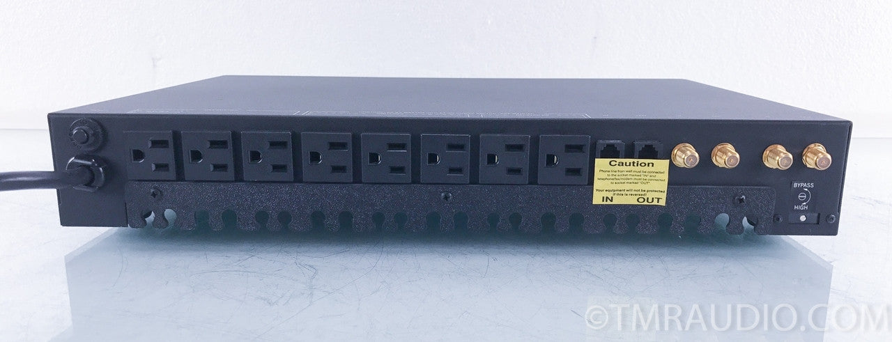 Newpoint TD-5000 Theater Director Power / AC Line Conditioner