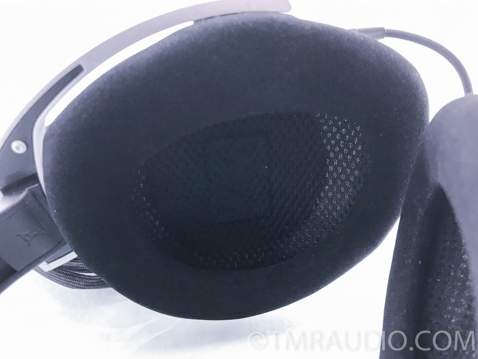 Sennheiser HD 800 Dynamic Open-Back Stereo Headphones