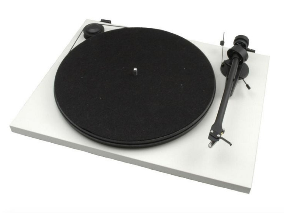 Pro-Ject Essential II Turntable w/ OM5e cartridge