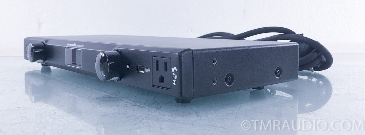 Panamax M4300-PM 9 Outlet Clean Power