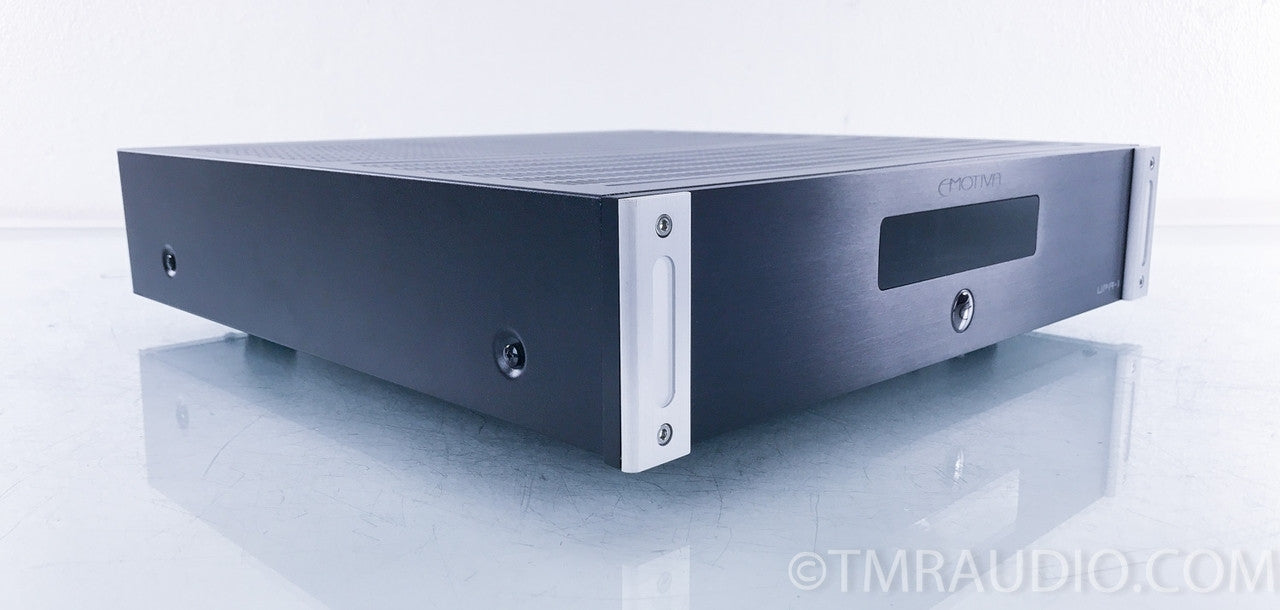 Emotiva UPA-1 Monoblock Power Amplifier
