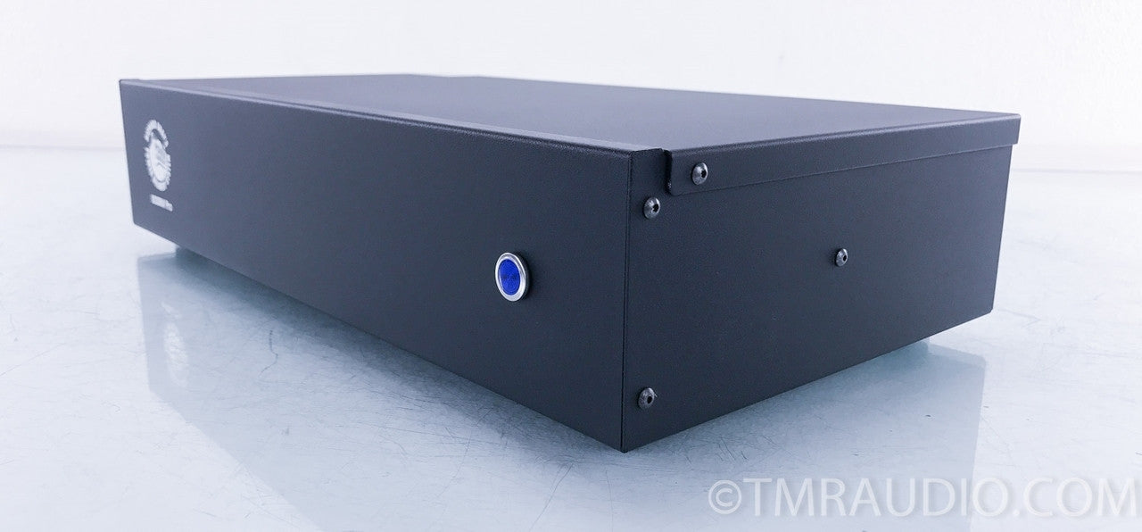 Richard Gray's 800RM Pro 8 Outlet Power Line Conditioner
