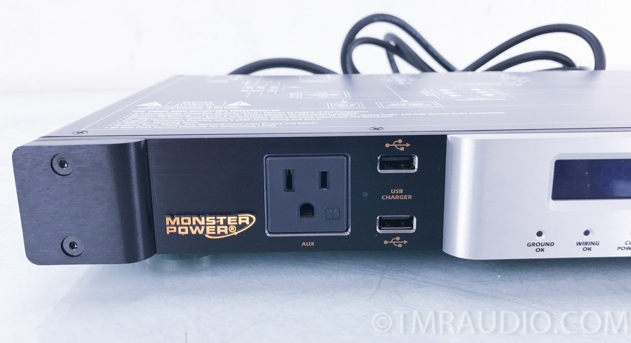 Monster Power HTS 1900G PowerCenter Power Conditioner
