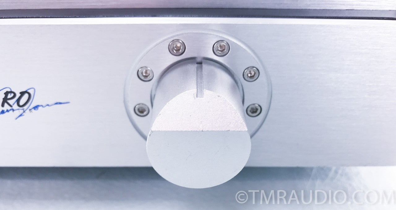 La Figaro 339 Dual-Mono Tube Headphone Amplifier