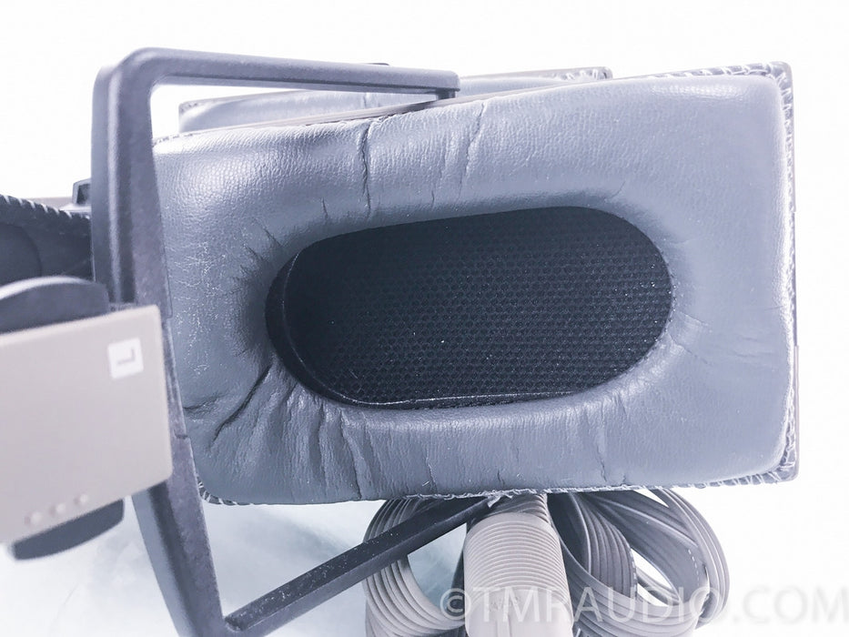 Stax SRS-3050 ll Series Electrostatic Earspeaker System