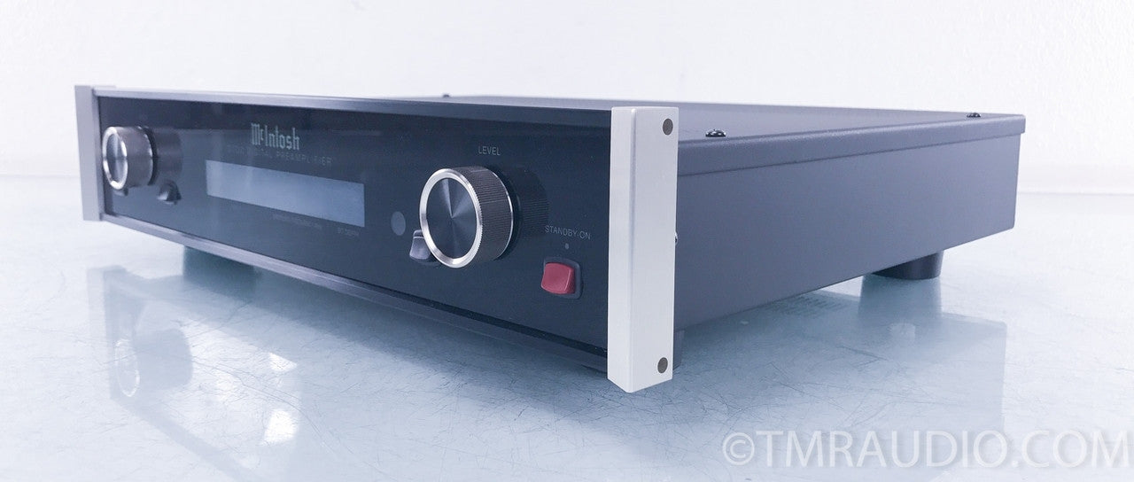 McIntosh D100 Digital Stereo Preamplifier / DAC