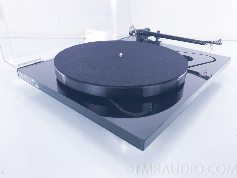 Rega RP8 Turntable