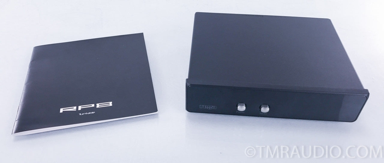 Rega RP8 Turntable