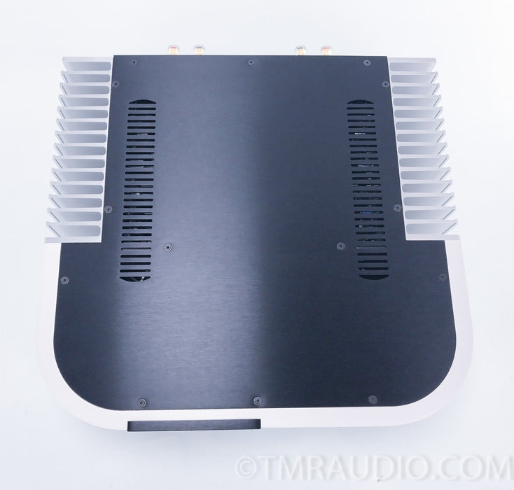 Classe CA-2100 Stereo Power Amplifier
