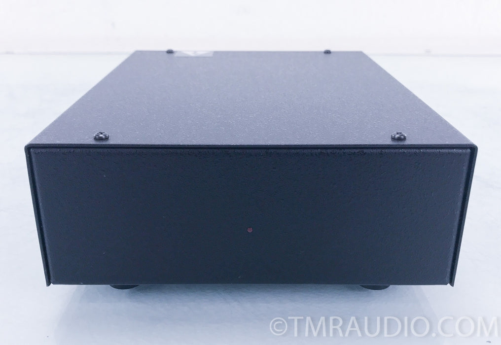 Threshold T3 Stereo Preamplifier (NO REMOTE CONTROL) - HOLD until inventory
