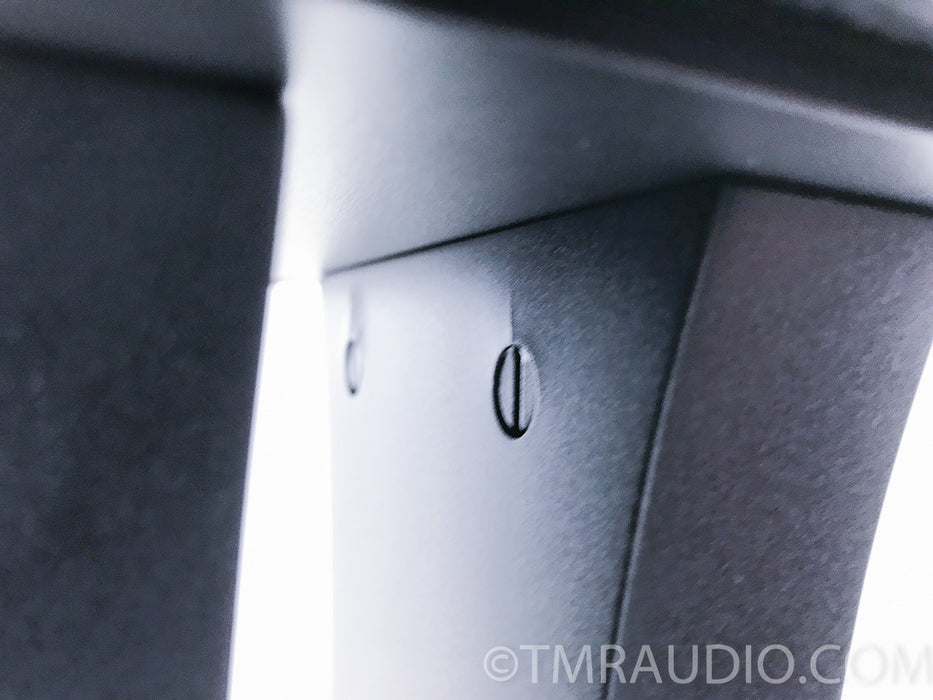Sonus Faber Liuto Monitors / Speakers w/Stands