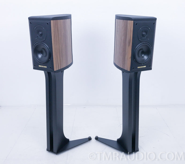 Sonus Faber Liuto Monitors / Speakers w/Stands