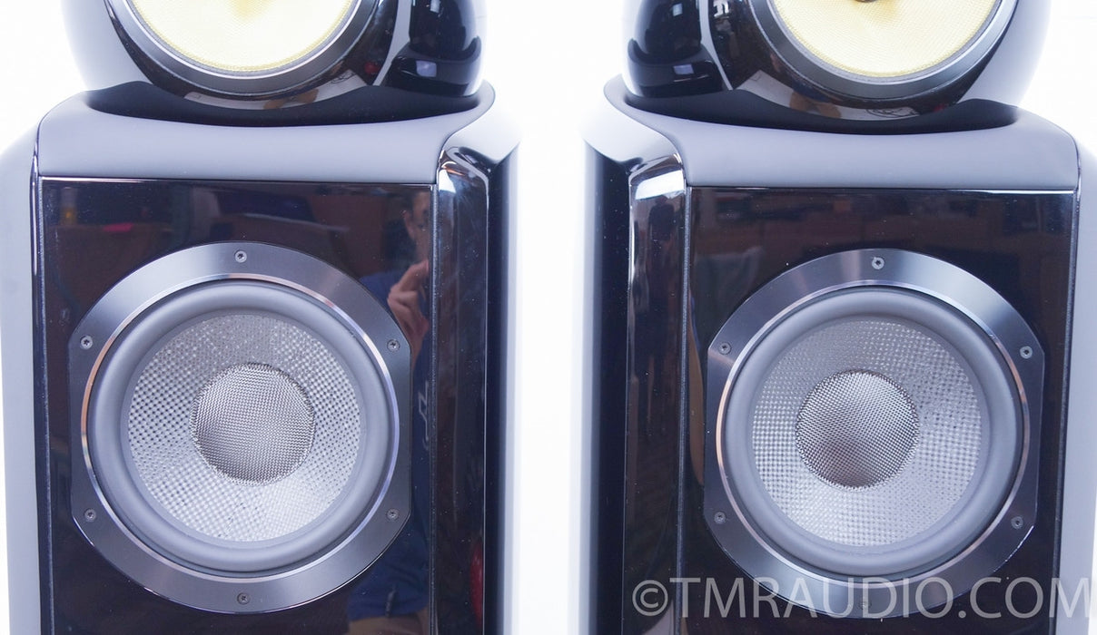 B&W 802 D2 Floorstanding speakers