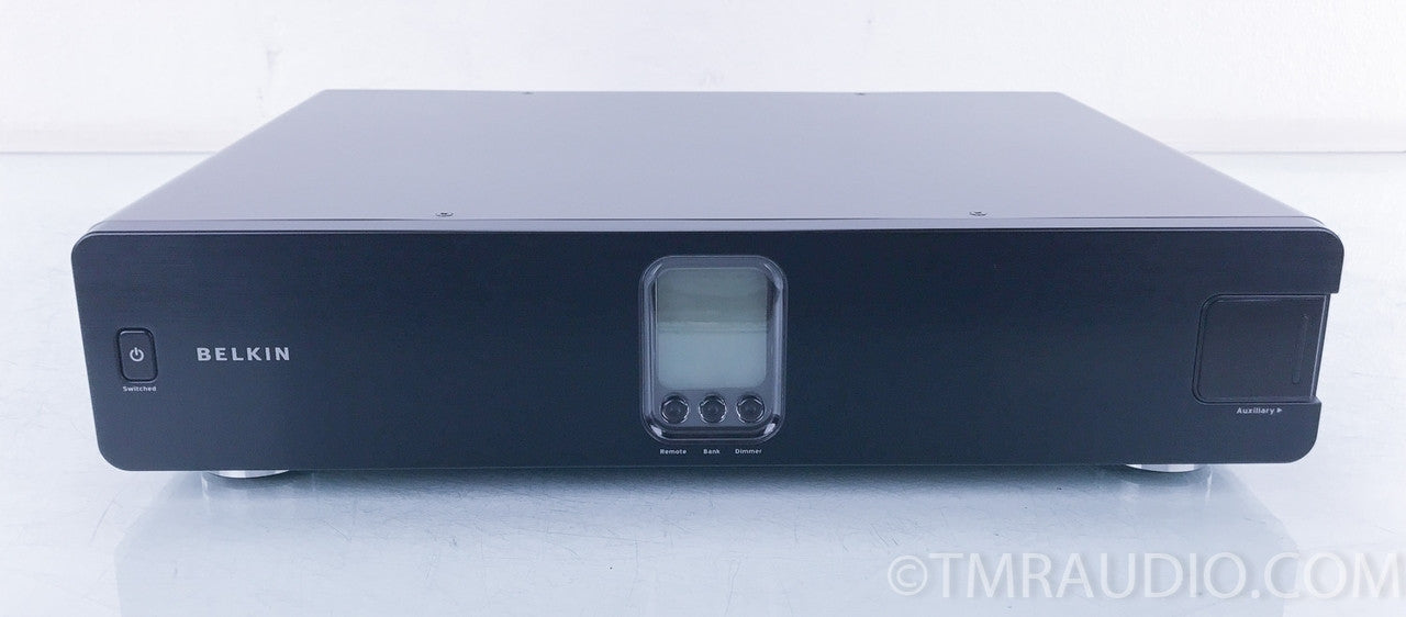Belkin Pure AV PF60 Home Theater Power Console / Surge Protector