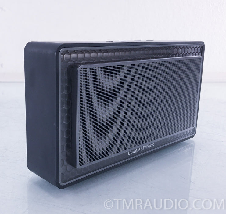 B&W T7 Portable / Bluetooth Speaker