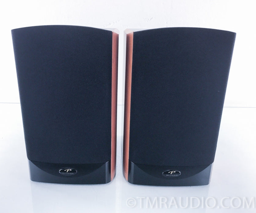 Paradigm Studio 20 v.2 Bookshelf Speakers