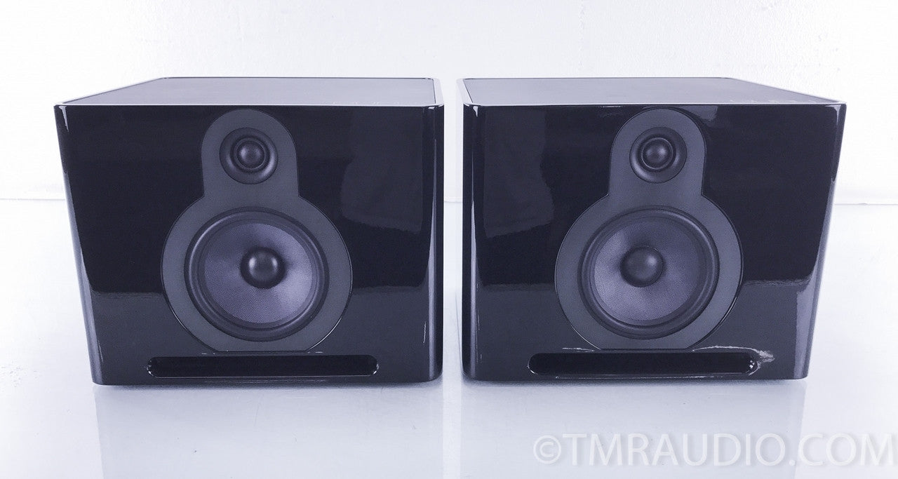 Guru QM 10 II Bookshelf Speakers