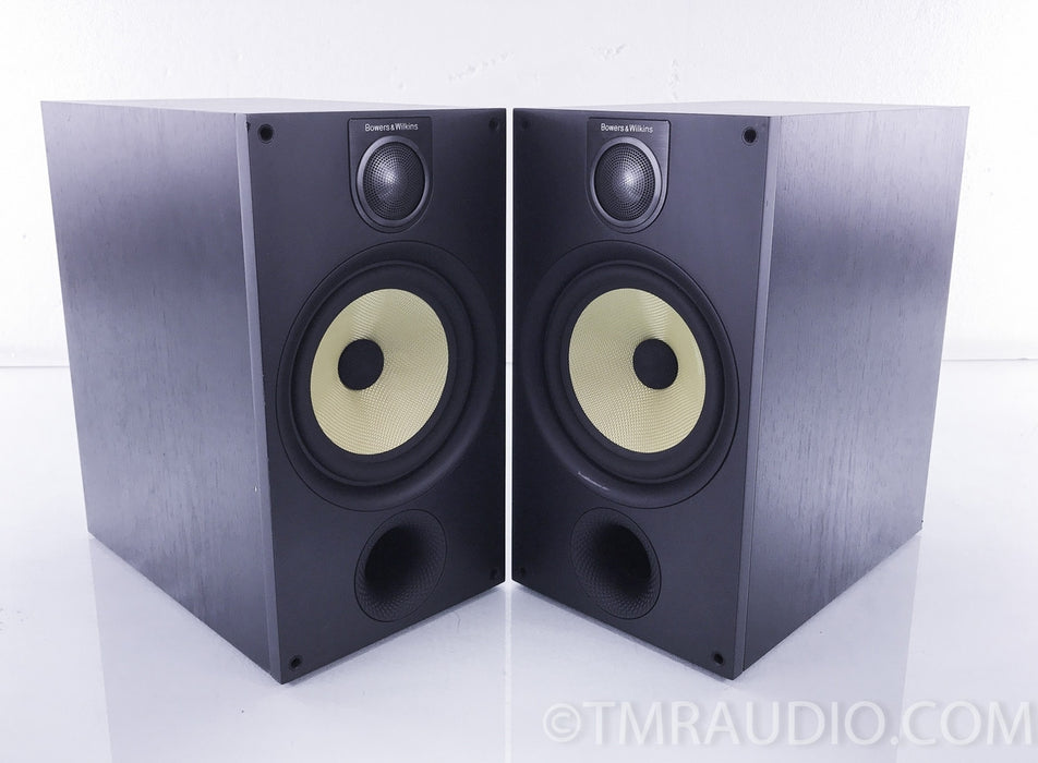 B&W 685 S2 Bookshelf Speakers