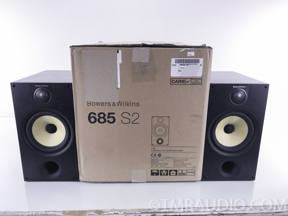 B&W 685 S2 Bookshelf Speakers