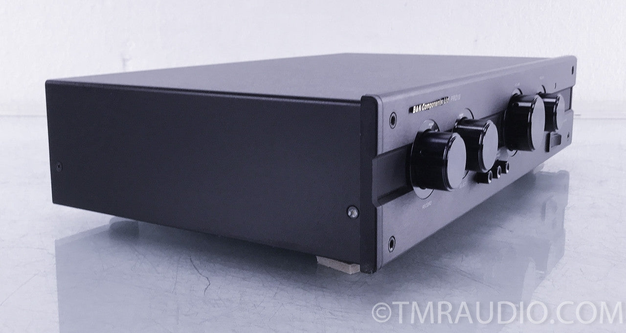 B&K Components Pro-10MC Sonata Stereo Preamplifier w/ Power Supply