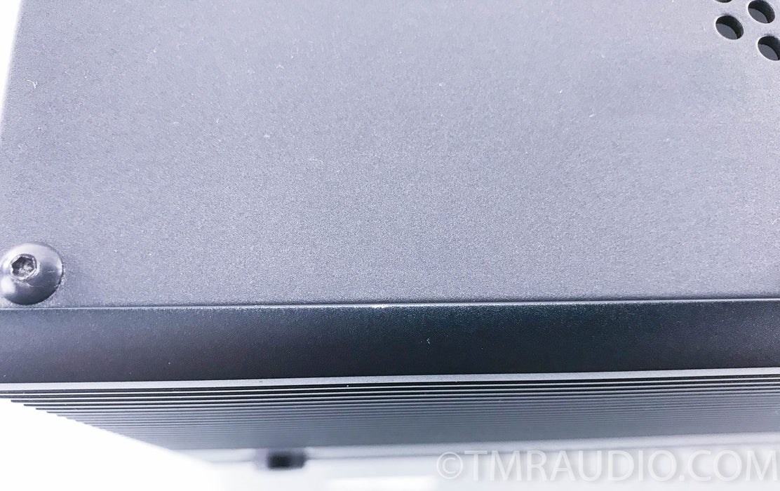Adcom GFA-5500 Stereo Power Amplifier 1