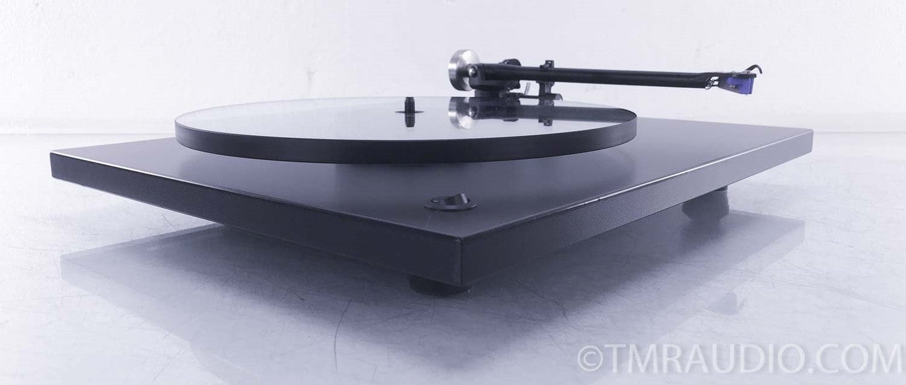 Rega P3-24 Turntable