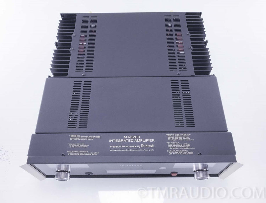 McIntosh MA5200 Integrated Stereo Amplifier