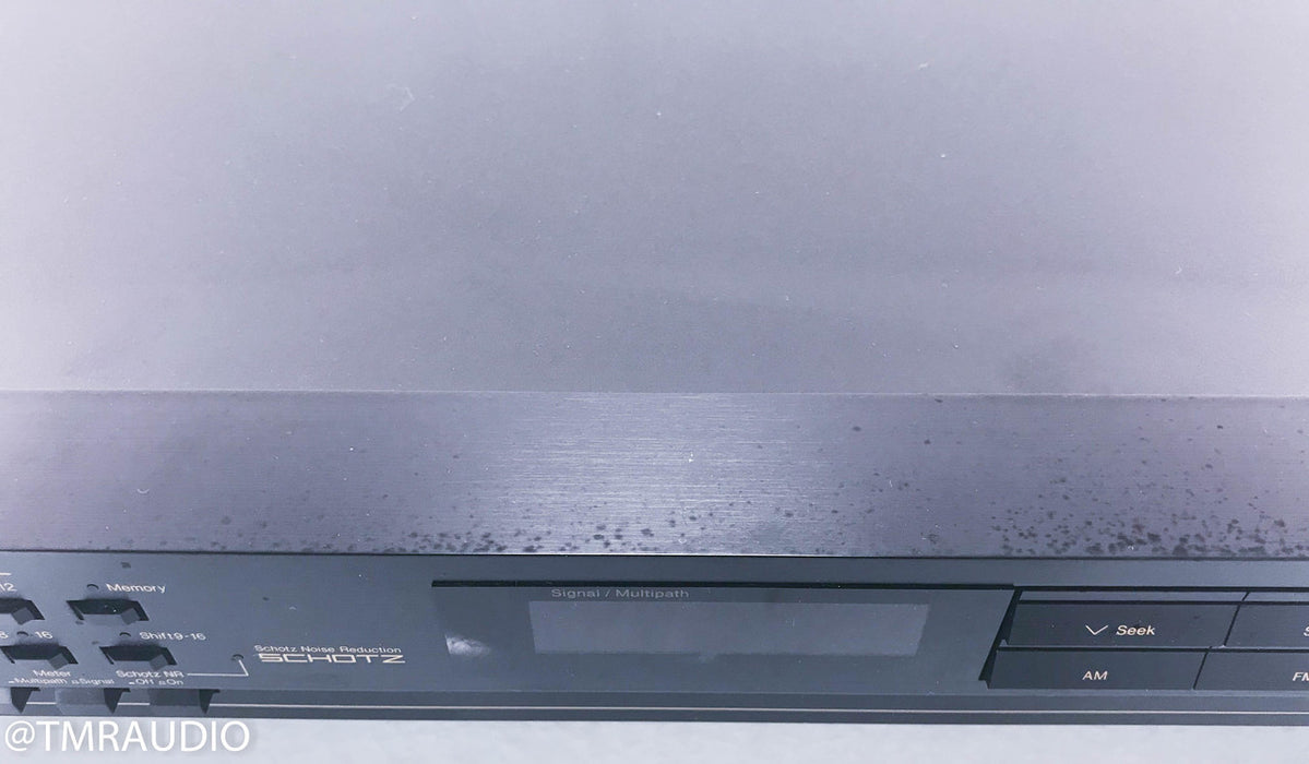 Nakamichi ST-7 AM / FM Tuner
