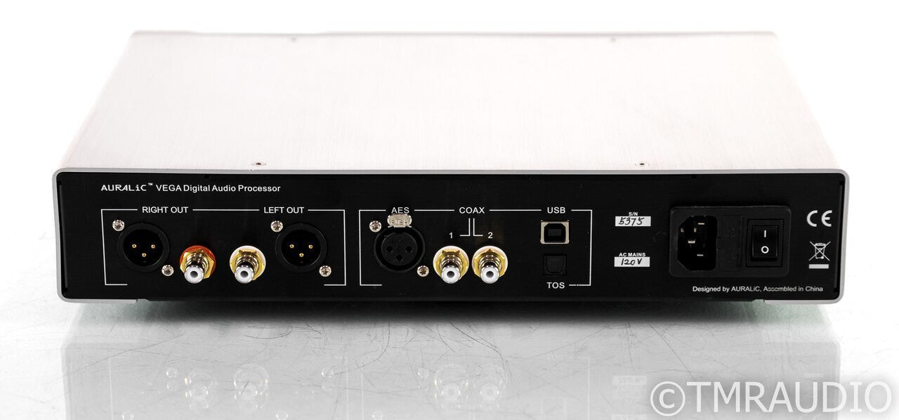 Auralic Vega DAC; D/A Converter; Remote; DSD