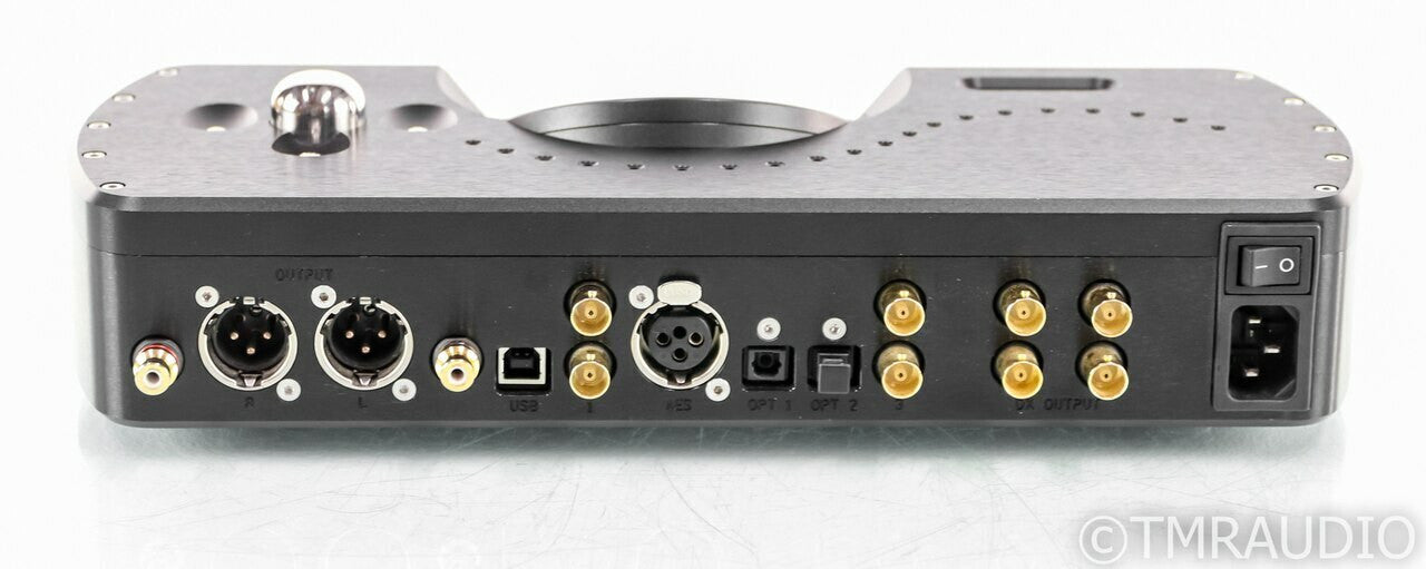 Chord Electronics DAVE DAC / Preamplifier; D/A Converter; Black; Remote