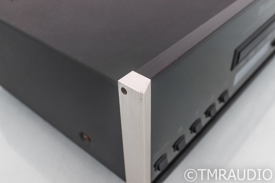 McIntosh MVP841 DVD / SACD Player; MVP-841 (No Remote) HOLD - GLASS; MVP-841 (No Remote) HOLD - GLASS