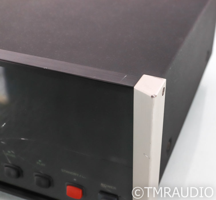McIntosh MVP841 DVD / SACD Player; MVP-841 (No Remote) HOLD - GLASS; MVP-841 (No Remote) HOLD - GLASS