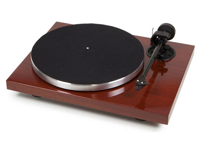 Pro-Ject 1Xpression Carbon Classic Turntable; Mahogany; 2M Silver (New/Open)