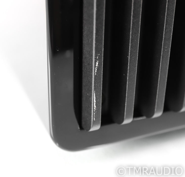 JL Audio Fathom f112 v1 12" Powered Subwoofer; Gloss Black; f-112; Gloss Black; f-112