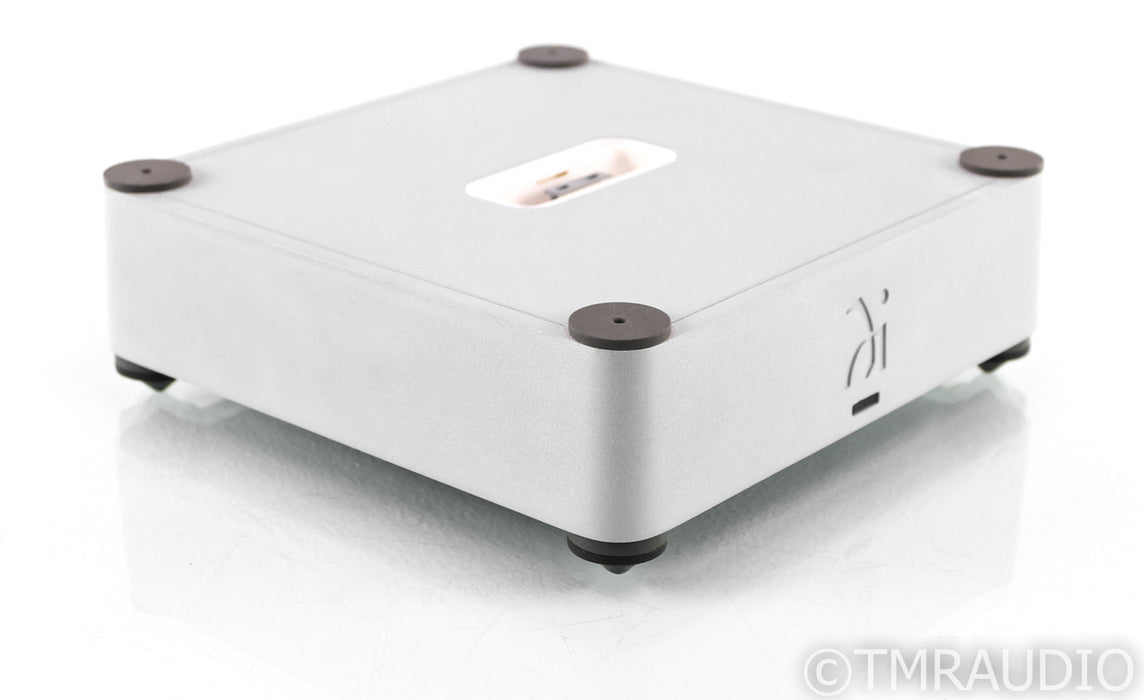 Wadia 170iTransport iPod Dock / Transport; Remote