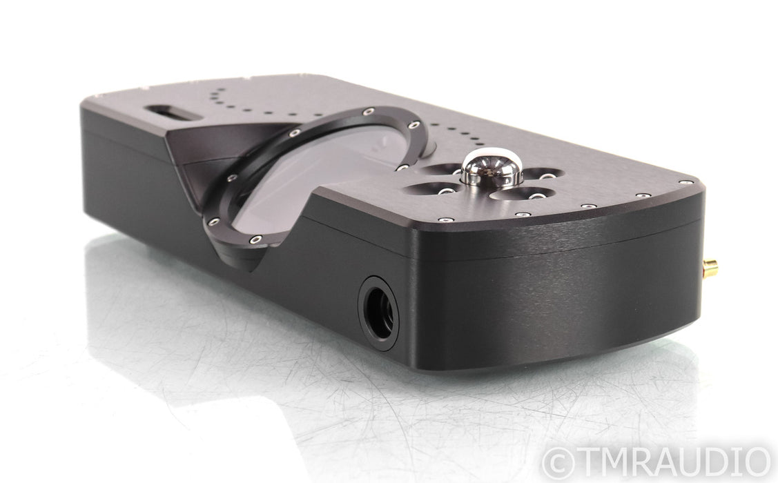 Chord Electronics Dave DAC; Preamplifier; Black (Open Box w/ Warranty)